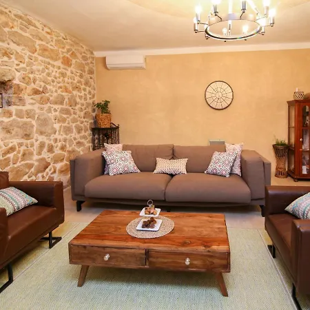 Villa Child Friendly In Gorica With Jacuzzi And Sauna Gorica (Zadar)